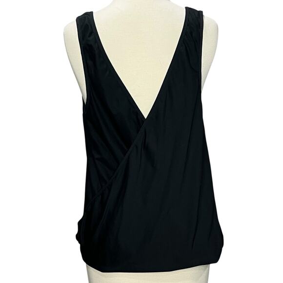 Fabletics Lucia Tank Top Women L Black Reversible Switchback Performance Workout - Picture 6 of 15